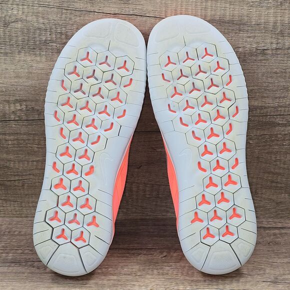 Nike Free RN 2018 Women's Sz 10.5 Crimson Pulse Gray Running Shoes (942837-800) - Picture 8 of 9